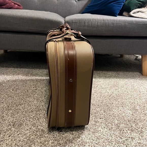 Vintage Buckle Luggage Suitcase - Picture 6 of 7